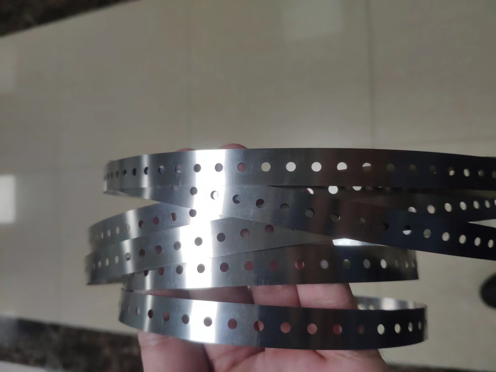 不锈钢钢带 打孔钢带